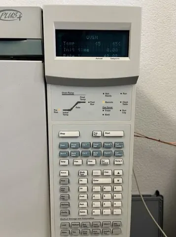 Hewlett Packard 6890 Series GC System mit Agilent 7683B Autosampler – Ansicht 6